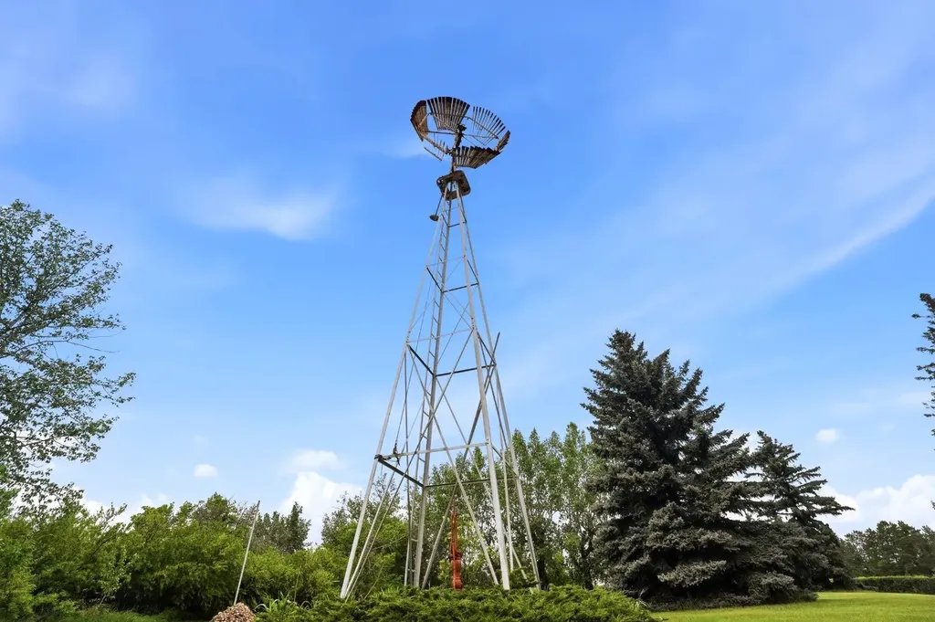 5402 70 Street Stettler AB T0C 2L0