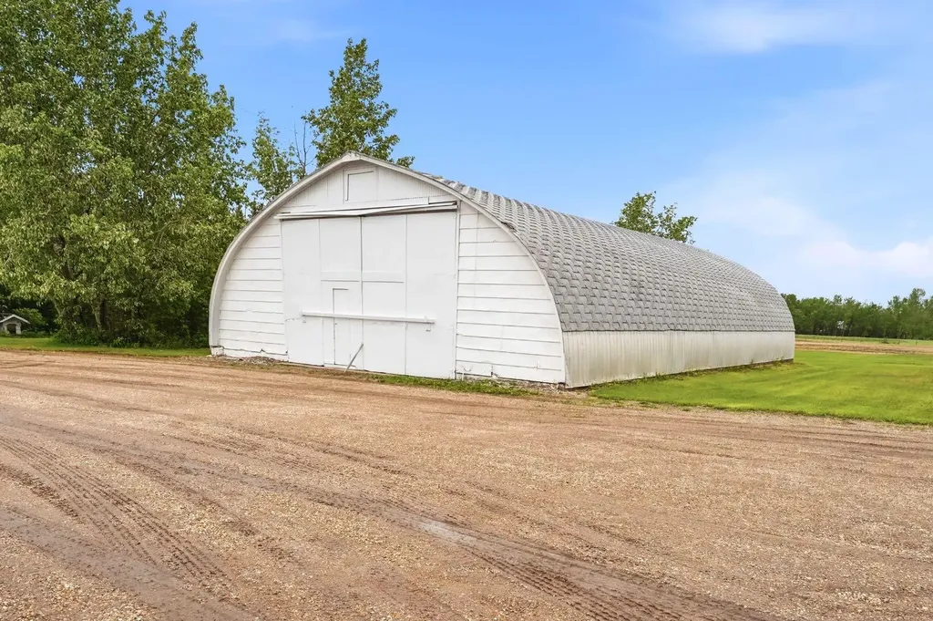 5402 70 Street Stettler AB T0C 2L0