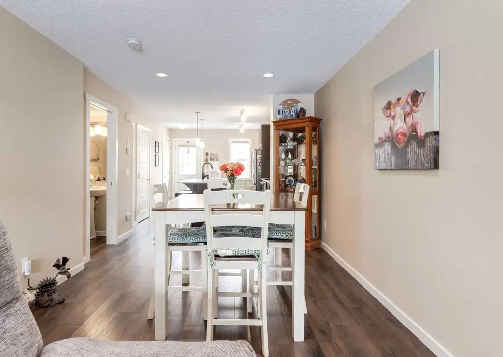 606 Cranford Mews SE Calgary AB T3M 2P1