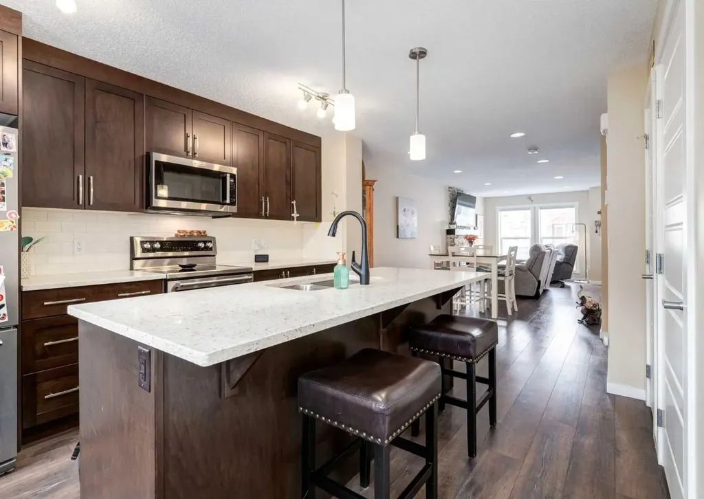 606 Cranford Mews SE Calgary AB T3M 2P1