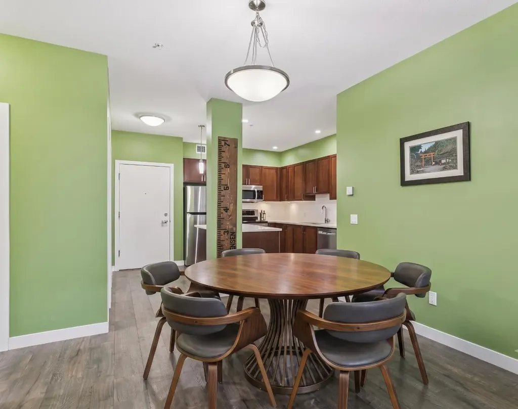16 Auburn Bay Link SE Calgary AB T3M1Z6