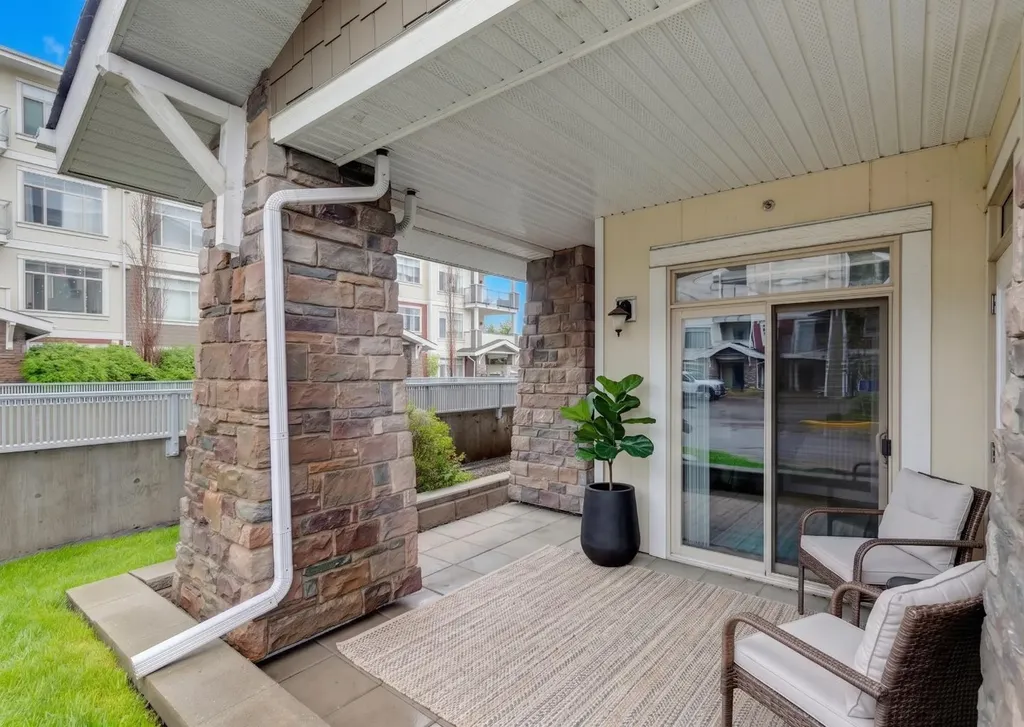 16 Auburn Bay Link SE Calgary AB T3M1Z6