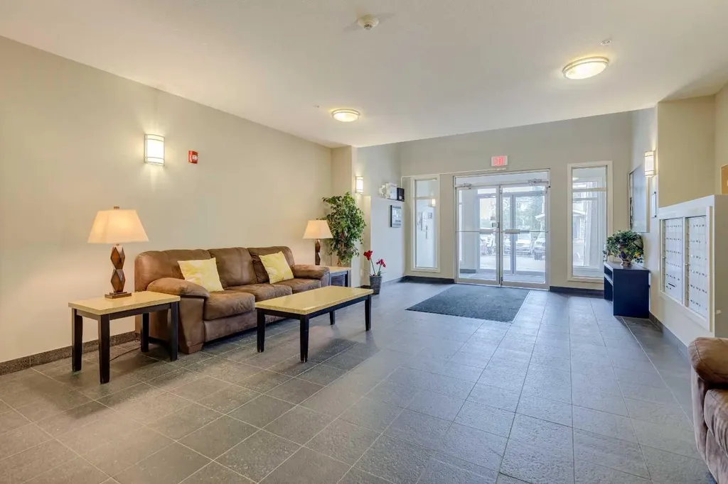 16 Auburn Bay Link SE Calgary AB T3M1Z6