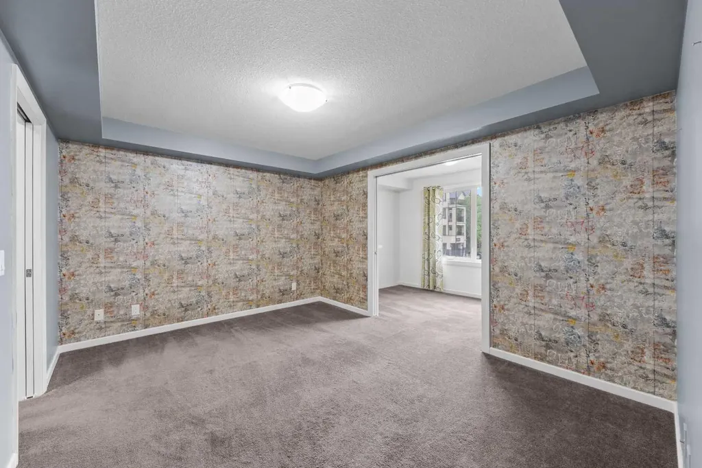 310 Mckenzie Towne Gate SE Calgary AB T2Z 1A6