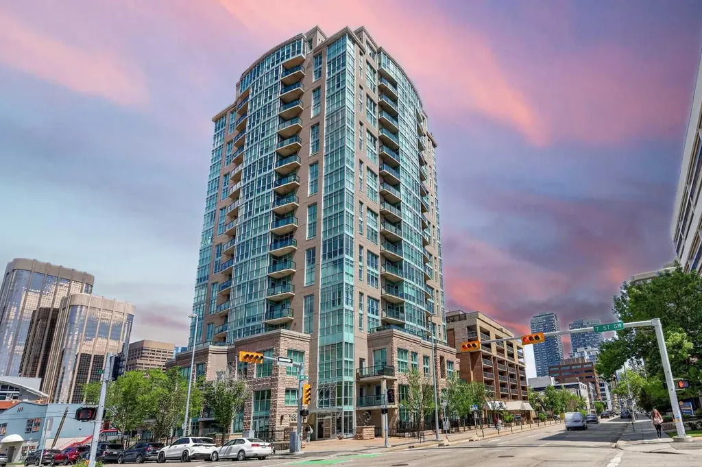 788 12 Avenue SW Calgary AB T2R0H1