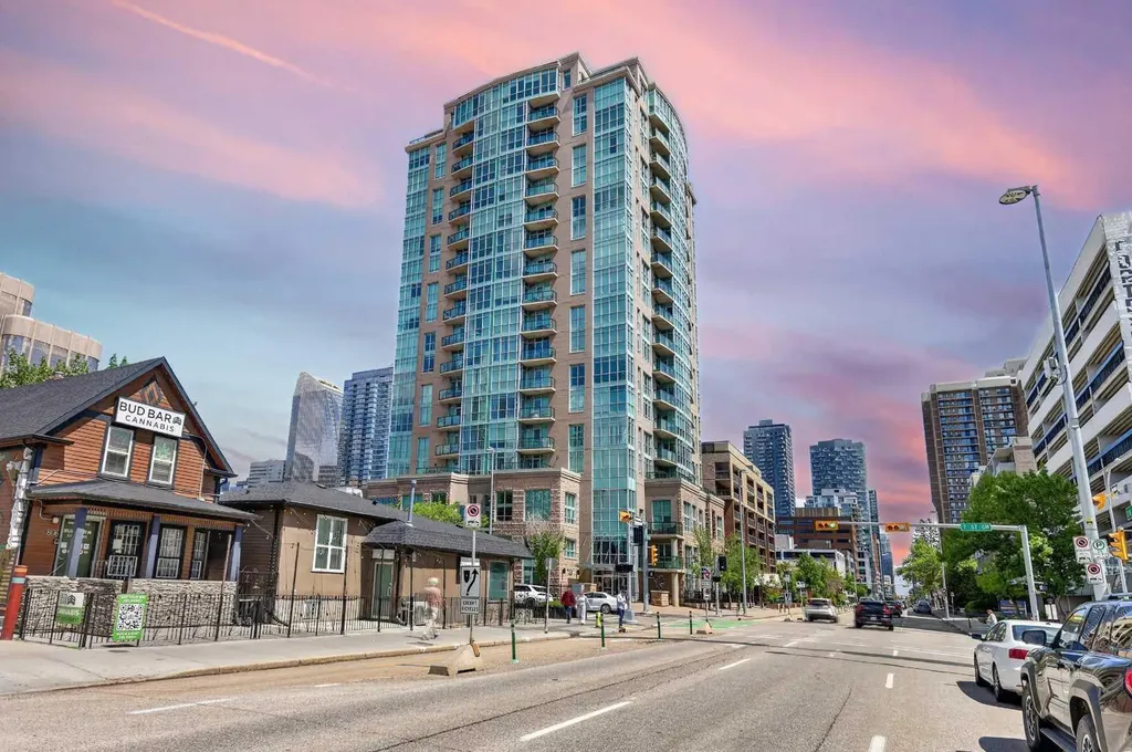 788 12 Avenue SW Calgary AB T2R0H1