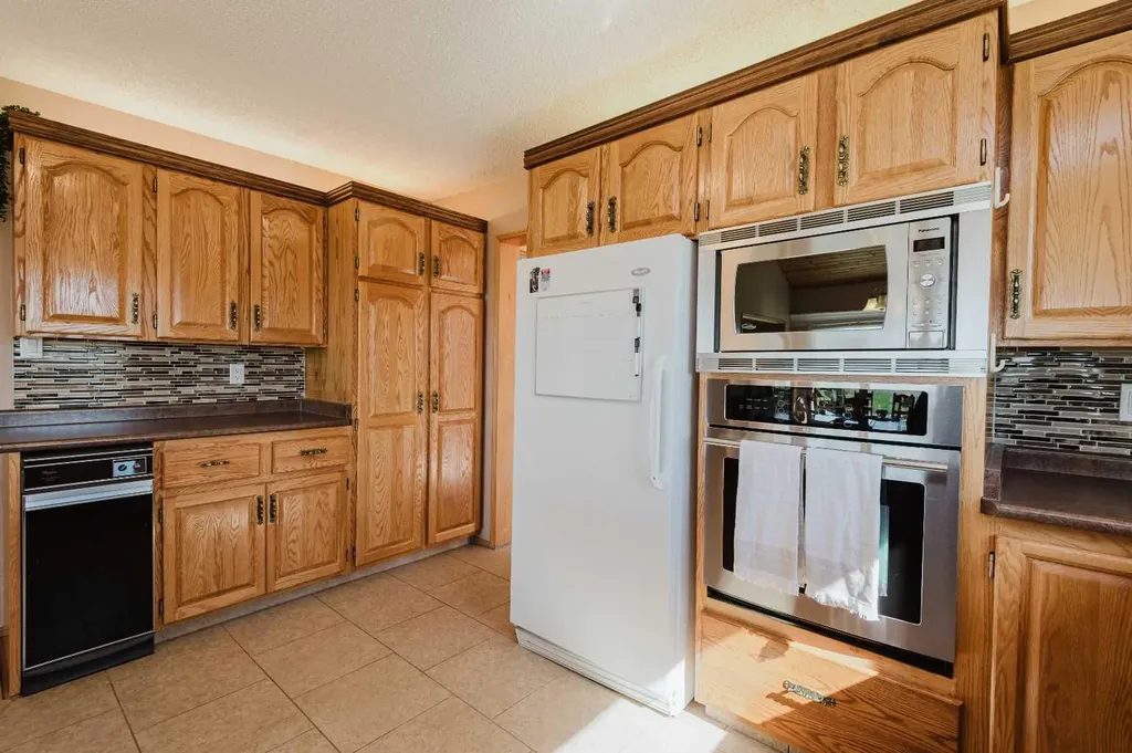 80057 712 Township Wembley AB T8W 5K4
