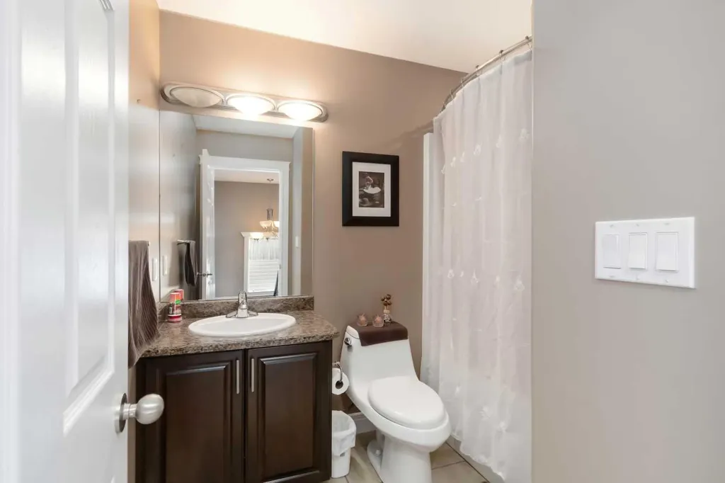 108 Chestnut Way Fort Mcmurray AB T9K 1M6