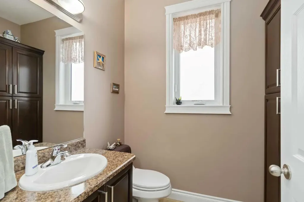 108 Chestnut Way Fort Mcmurray AB T9K 1M6