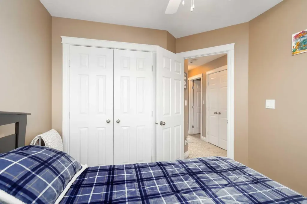 108 Chestnut Way Fort Mcmurray AB T9K 1M6