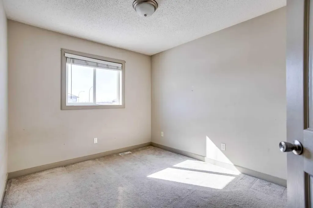 258 Fox Crescent Fort Mcmurray AB T9K 0C2