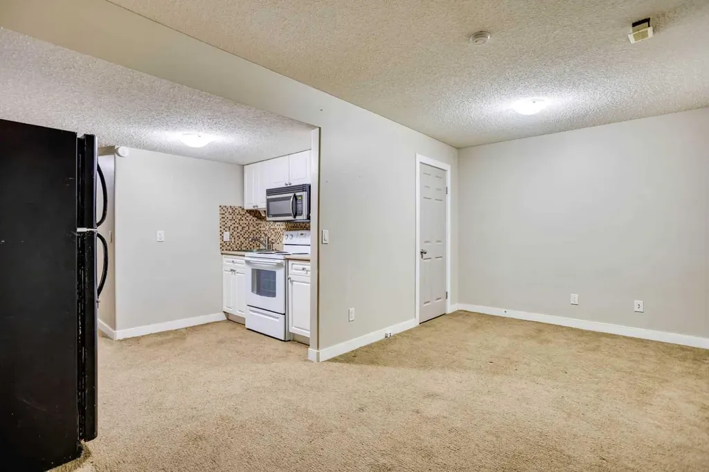 258 Fox Crescent Fort Mcmurray AB T9K 0C2