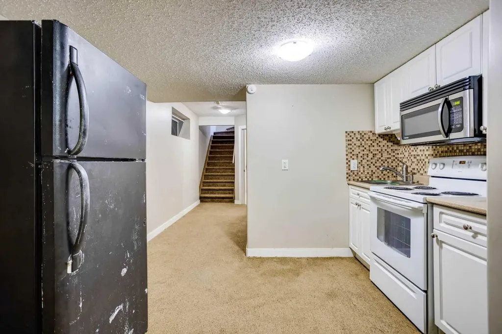258 Fox Crescent Fort Mcmurray AB T9K 0C2