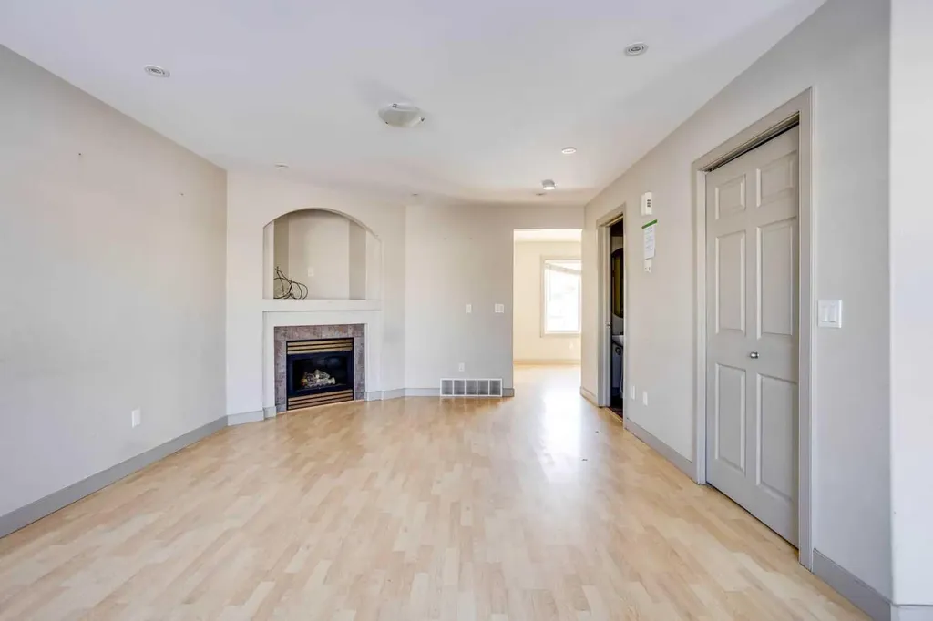 258 Fox Crescent Fort Mcmurray AB T9K 0C2