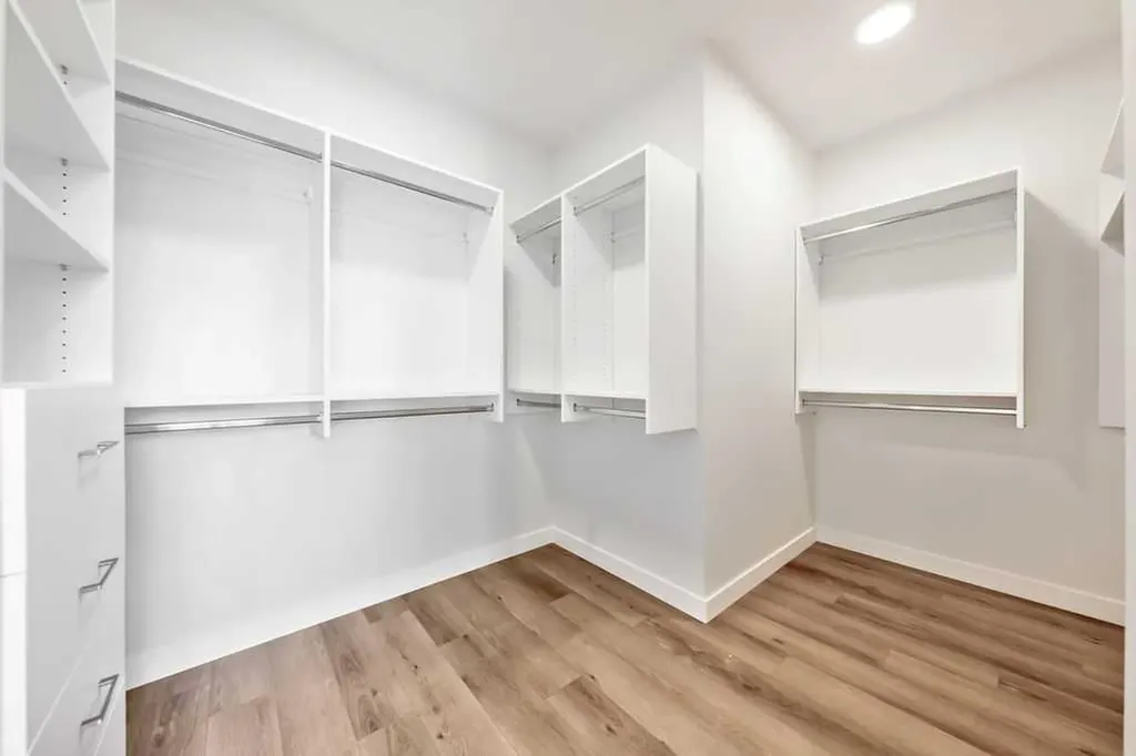 288 Wolf River Drive SE Calgary AB T2X 6G6