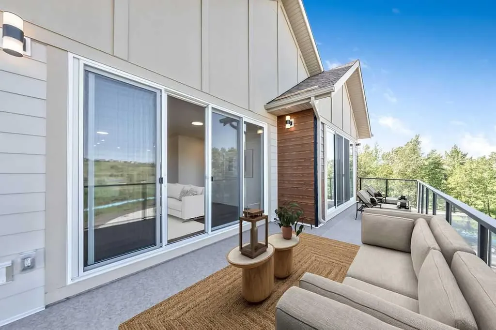 288 Wolf River Drive SE Calgary AB T2X 6G6