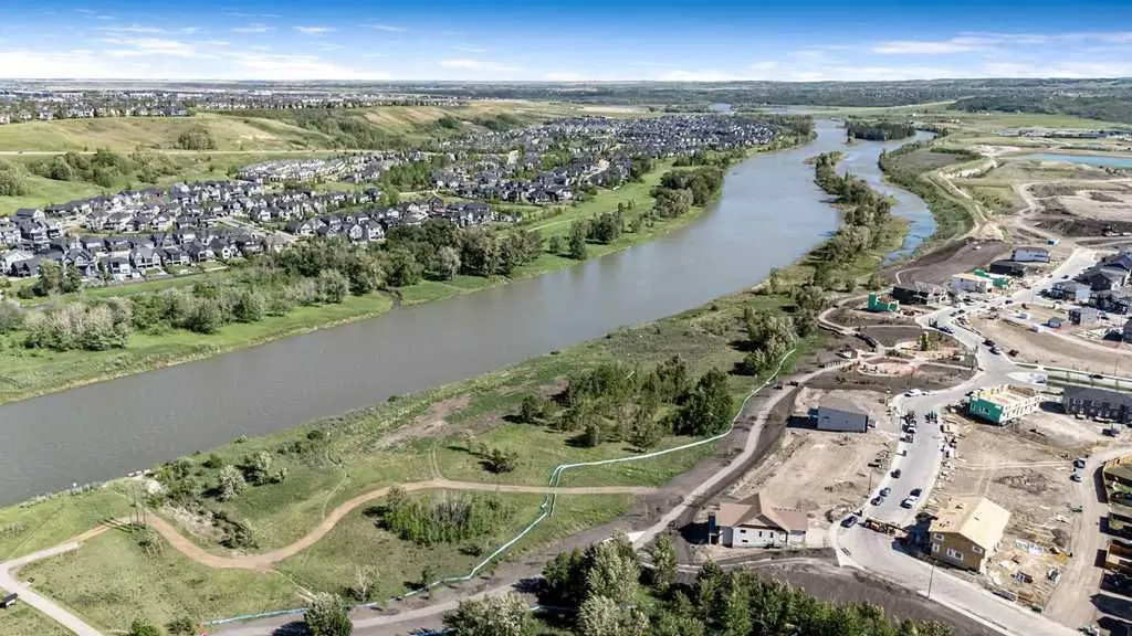 288 Wolf River Drive SE Calgary AB T2X 6G6