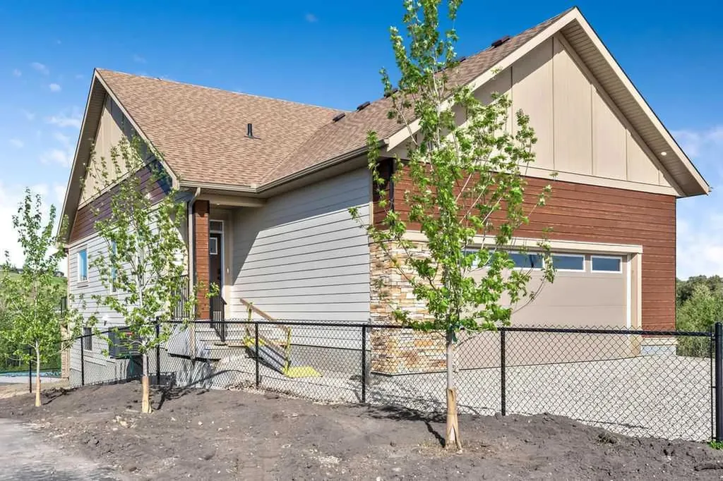 288 Wolf River Drive SE Calgary AB T2X 6G6