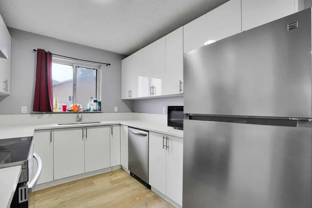 133 Martinglen Way NE Calgary AB T3J 3J1