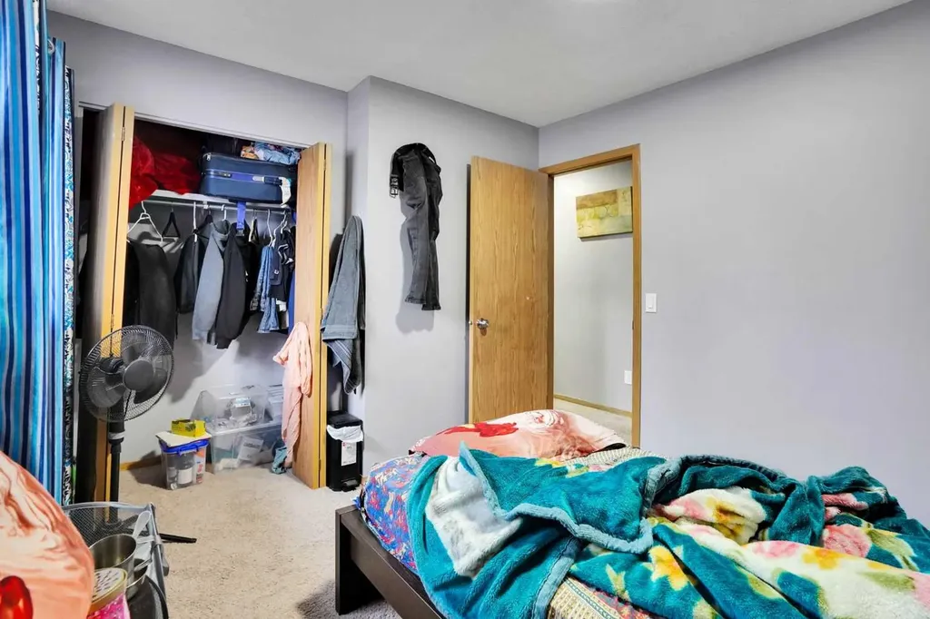 133 Martinglen Way NE Calgary AB T3J 3J1