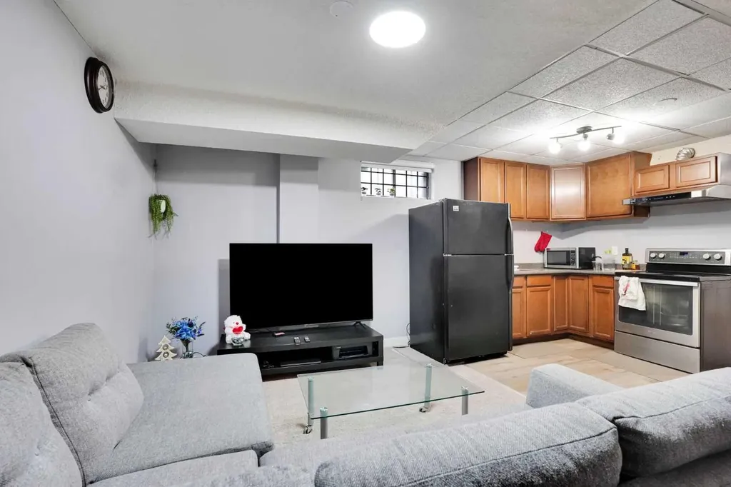 133 Martinglen Way NE Calgary AB T3J 3J1