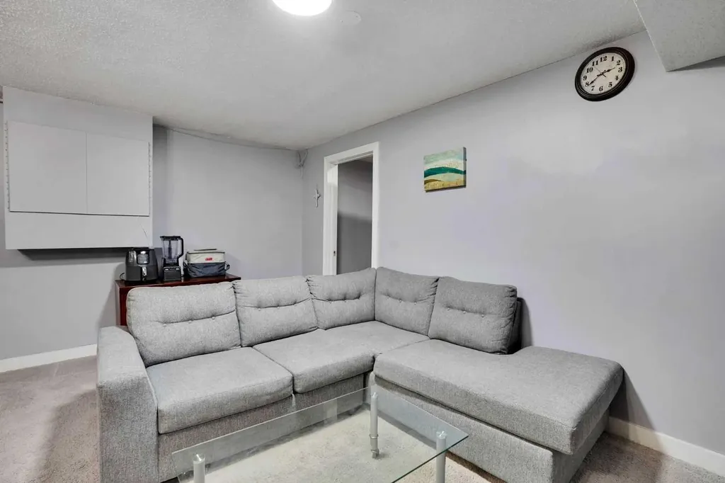 133 Martinglen Way NE Calgary AB T3J 3J1