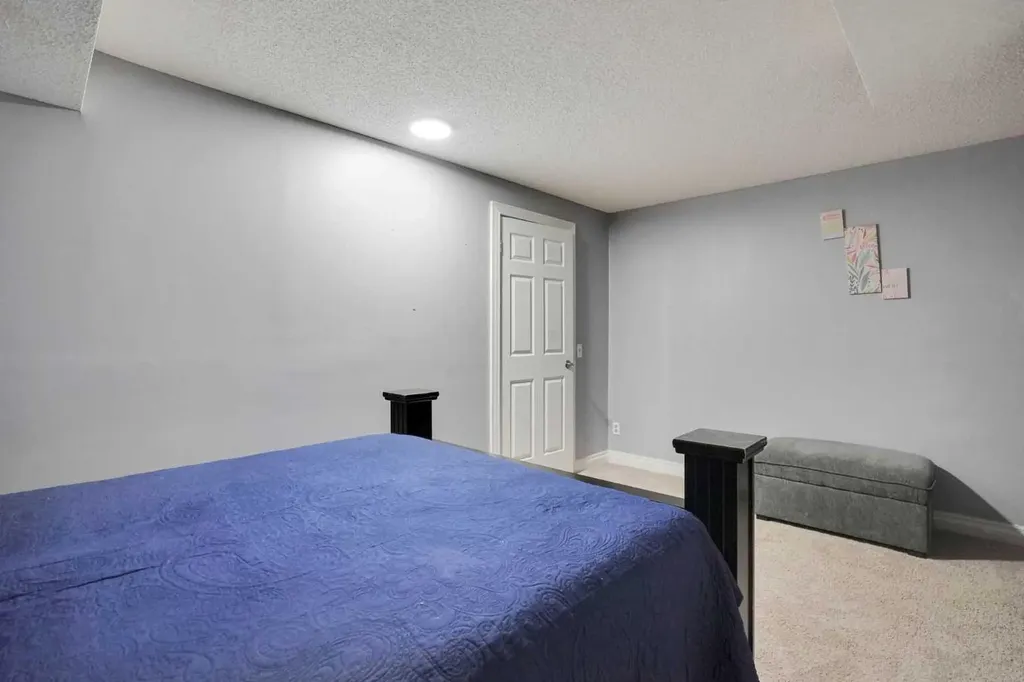 133 Martinglen Way NE Calgary AB T3J 3J1