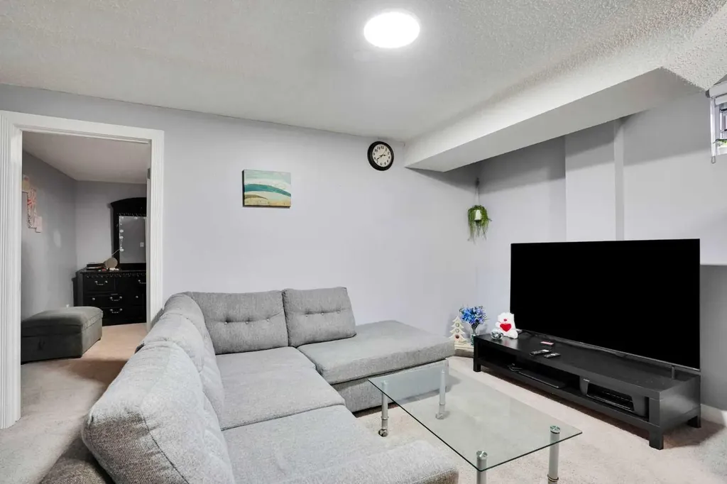 133 Martinglen Way NE Calgary AB T3J 3J1