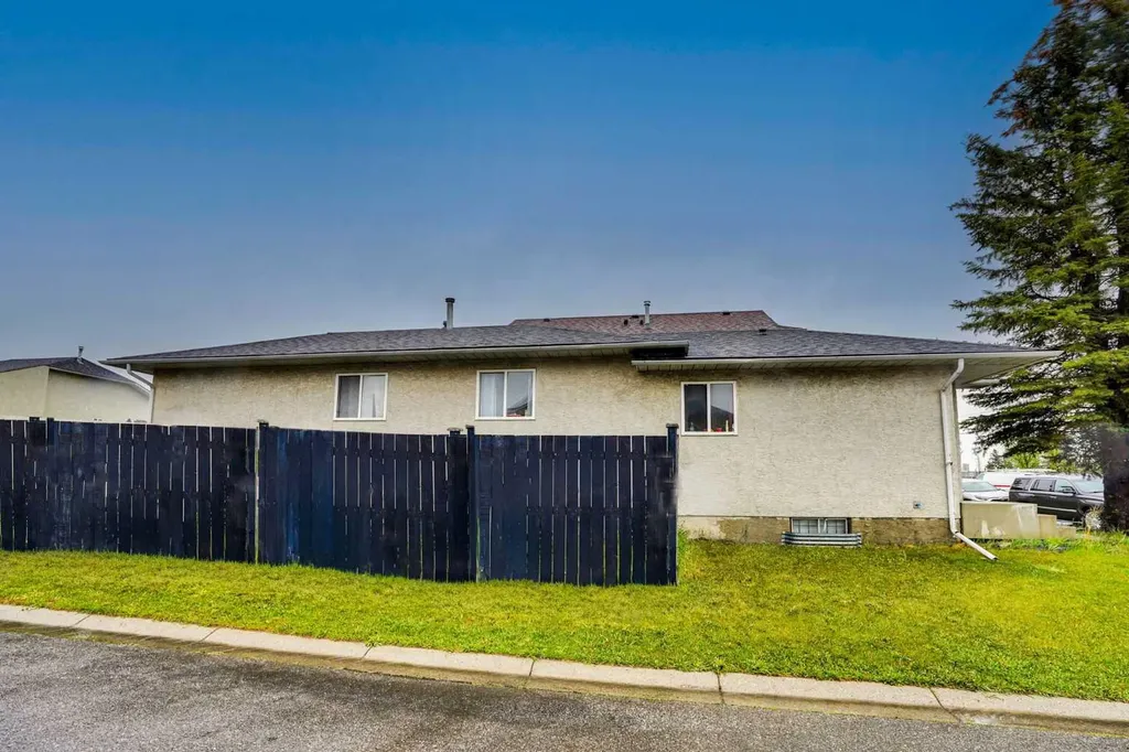 133 Martinglen Way NE Calgary AB T3J 3J1