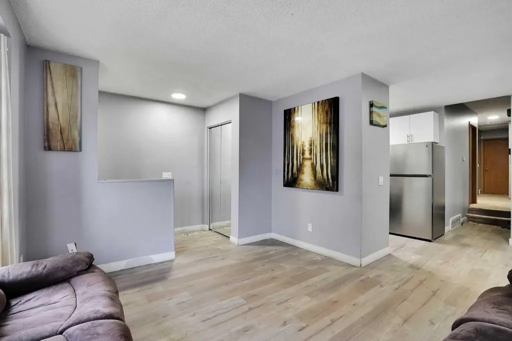 133 Martinglen Way NE Calgary AB T3J 3J1