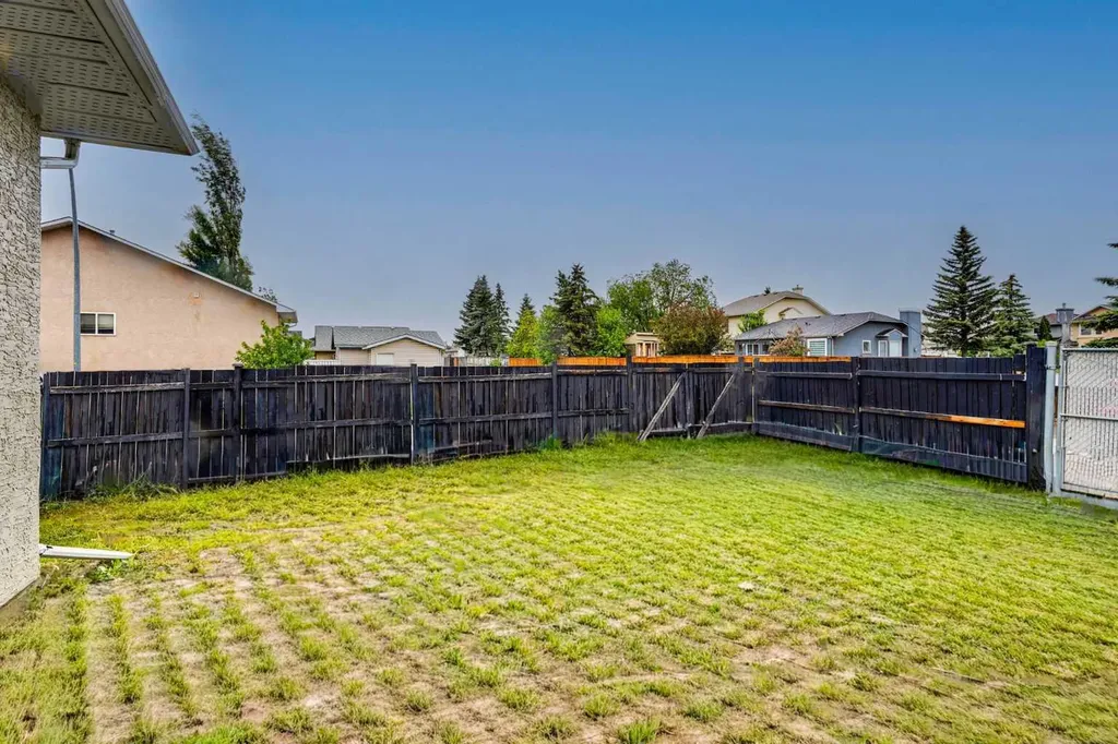 133 Martinglen Way NE Calgary AB T3J 3J1