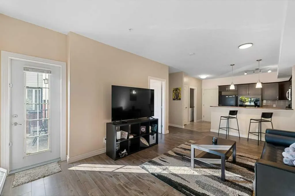 60 Royal Oak Plaza NW Calgary AB T3G 0A7