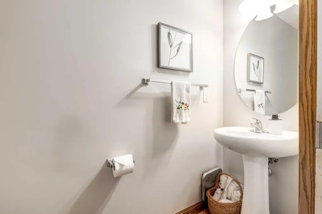 427 Tuscany Ridge Heights NW Calgary AB T3L 3B6