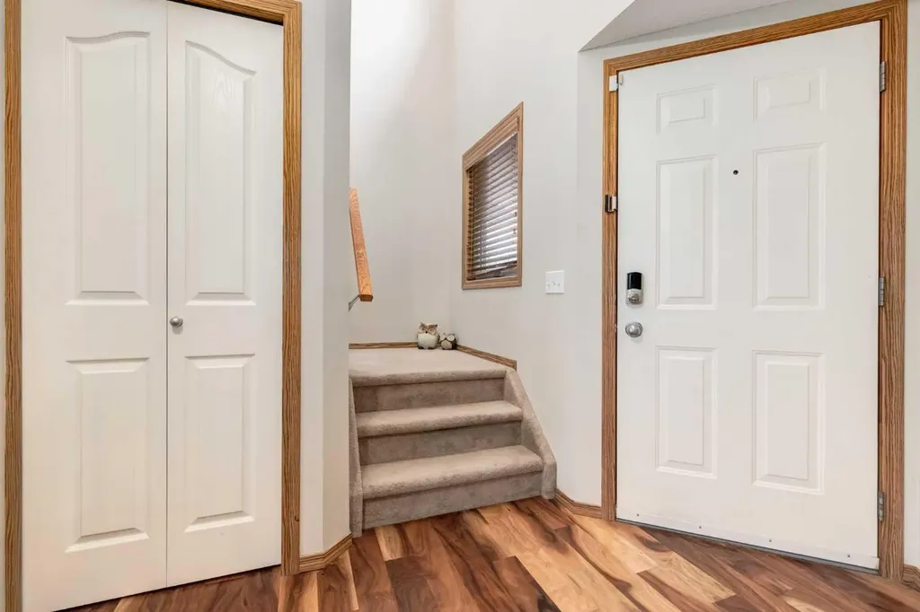 427 Tuscany Ridge Heights NW Calgary AB T3L 3B6
