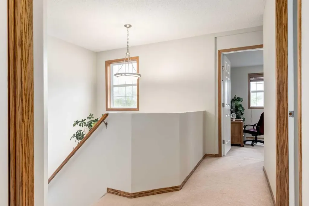 427 Tuscany Ridge Heights NW Calgary AB T3L 3B6