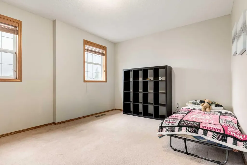 427 Tuscany Ridge Heights NW Calgary AB T3L 3B6