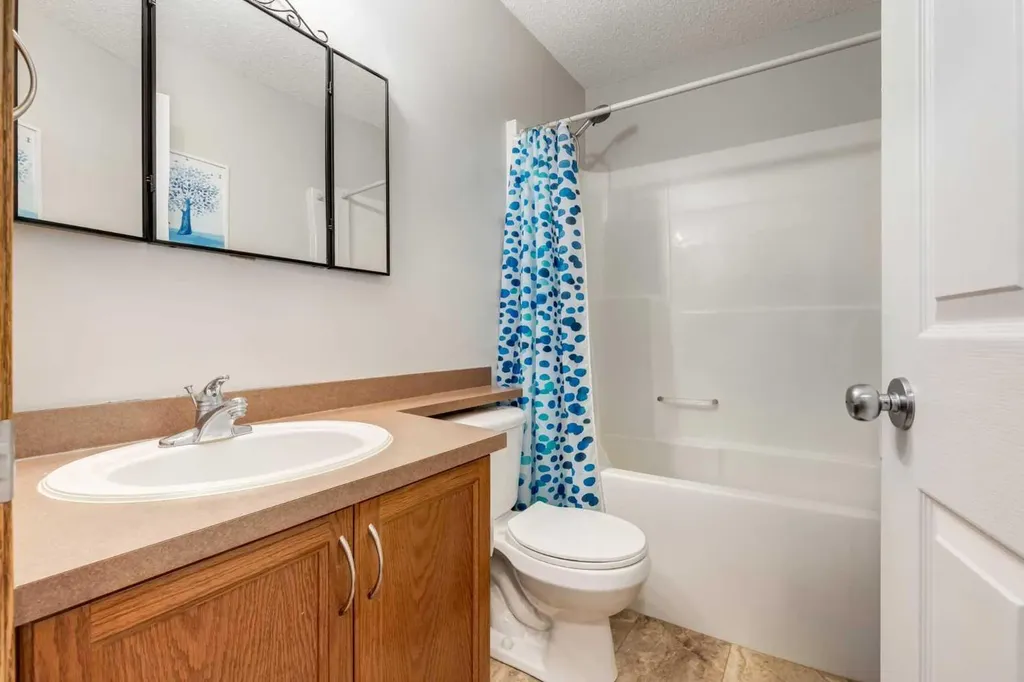 427 Tuscany Ridge Heights NW Calgary AB T3L 3B6