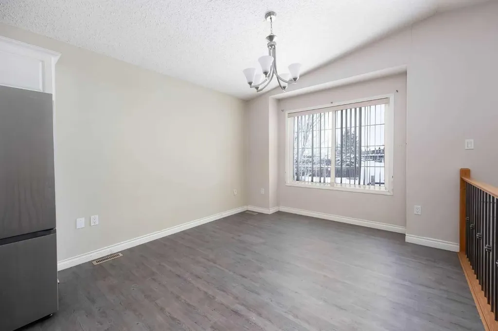 153 Leitner Gate Fort Mcmurray AB T9K 2M4
