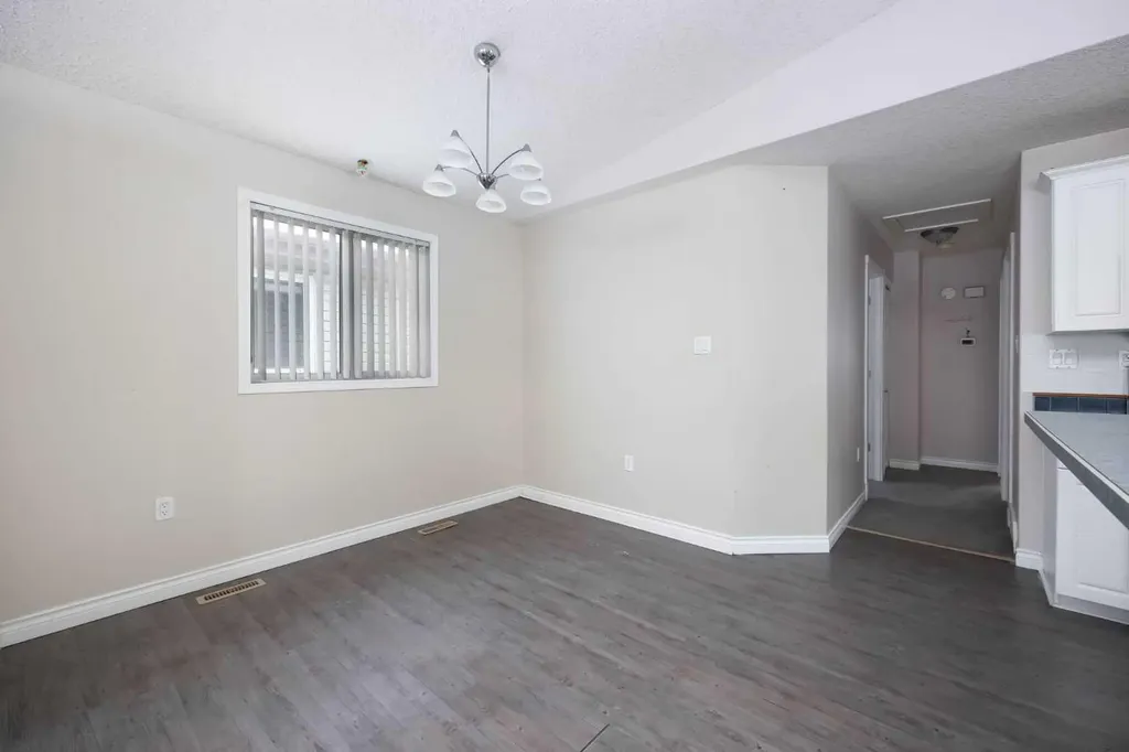 153 Leitner Gate Fort Mcmurray AB T9K 2M4