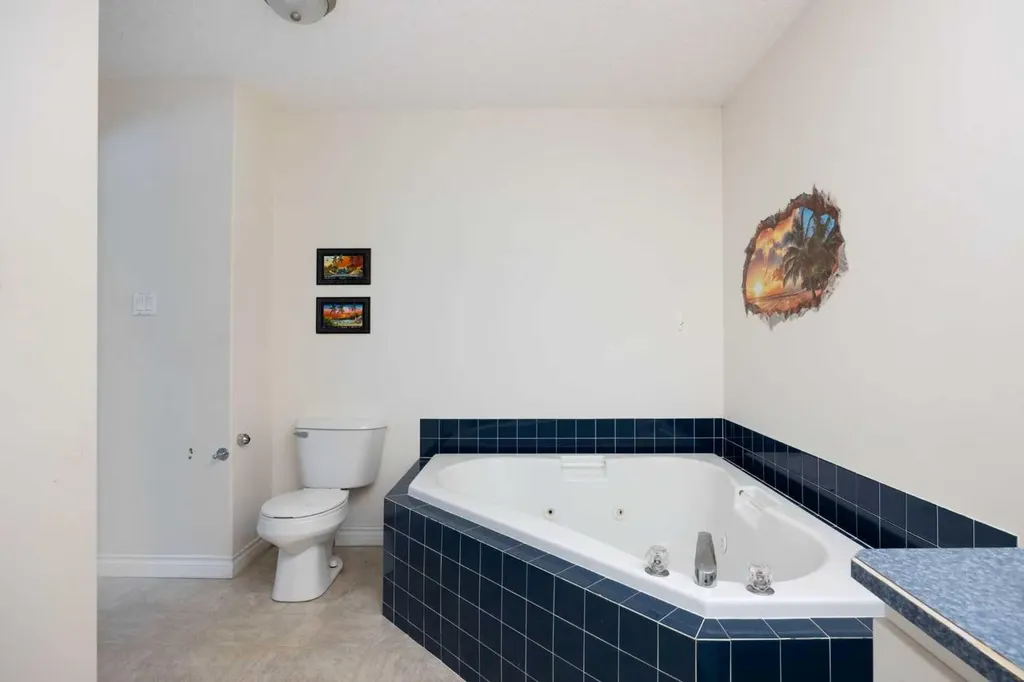 153 Leitner Gate Fort Mcmurray AB T9K 2M4
