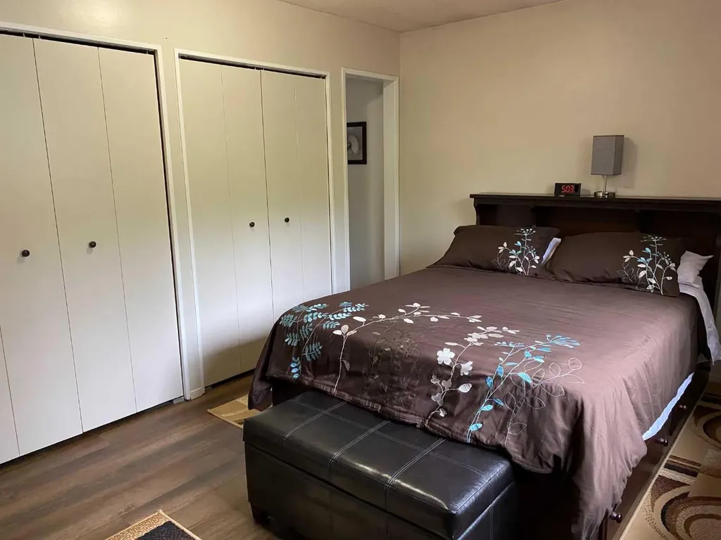 5709 53 Street Close Rocky Mountain House AB T4T1M6