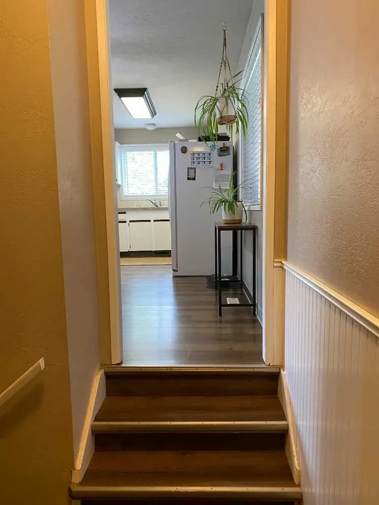 5709 53 Street Close Rocky Mountain House AB T4T1M6