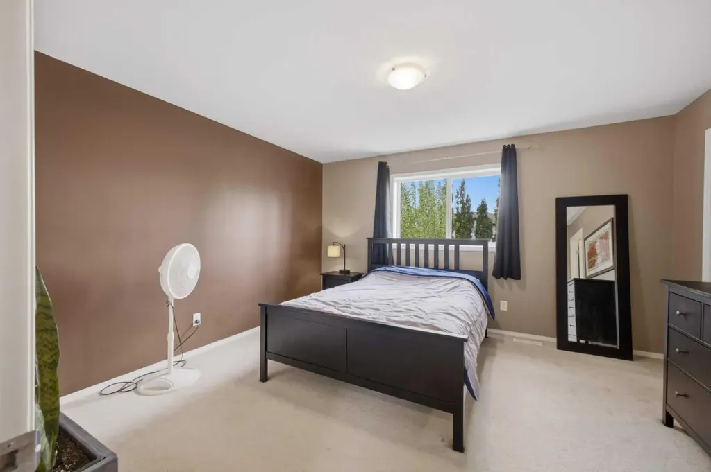 44 Arthur Close Red Deer AB T4R 3M5