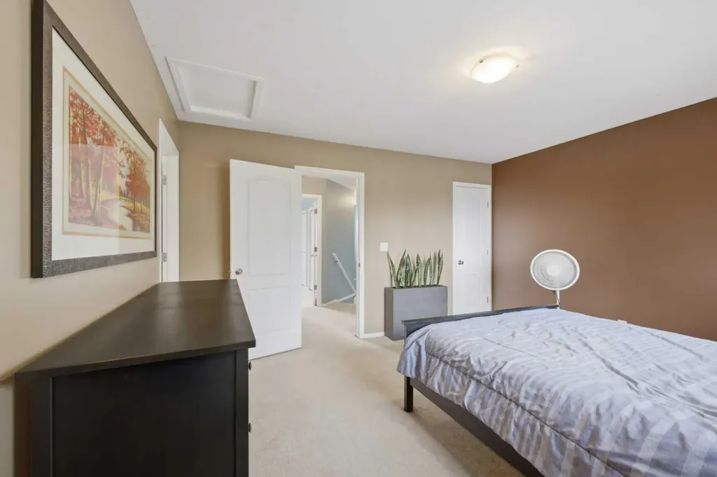 44 Arthur Close Red Deer AB T4R 3M5
