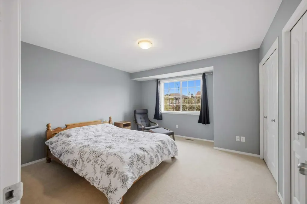 44 Arthur Close Red Deer AB T4R 3M5