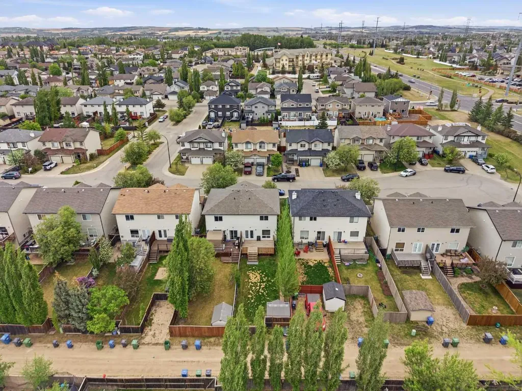 44 Arthur Close Red Deer AB T4R 3M5