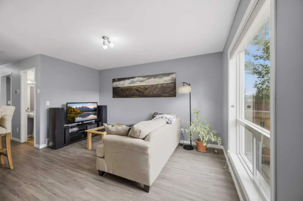 44 Arthur Close Red Deer AB T4R 3M5