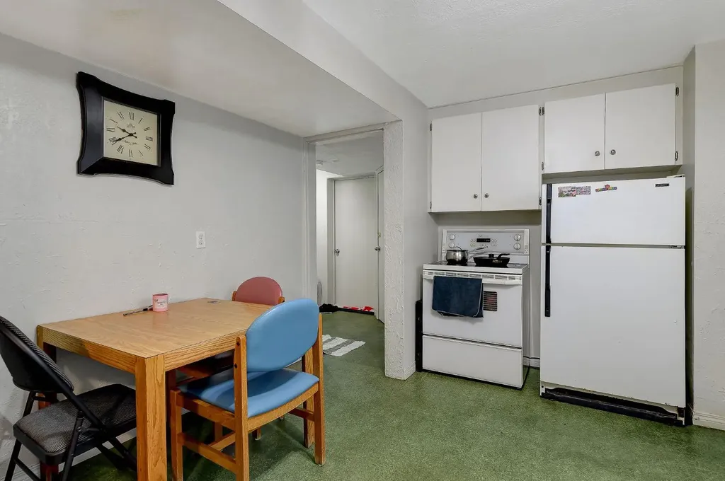 9850 104 Avenue Grande Prairie AB T8V1E4