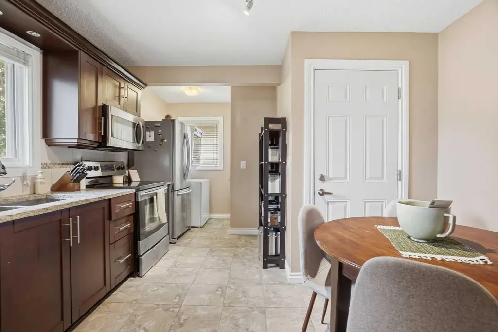 720 69 Avenue SW Calgary AB T2V 0P2