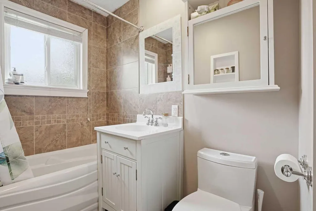 720 69 Avenue SW Calgary AB T2V 0P2